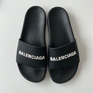 Balenciaga black + white rubber pool slides